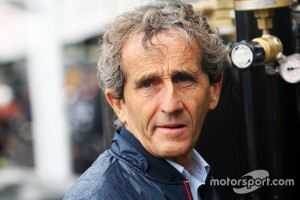 Alain Prost: Nên cho phép tự do chọn lốp