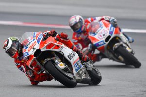 Lorenzo không tỏa sáng như đồng đội Dovizioso