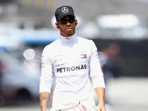 Lewis Hamilton-Đáng buồn là nạn phân biệt chủng tộc không có gì thay đổi