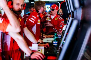 Raikkonen phải thay động cơ dự phòng, các tay đua bỏ cuộc ở Baku được dùng hộp số mới