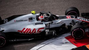 Garage của đội Haas ở Sochi bị cháy