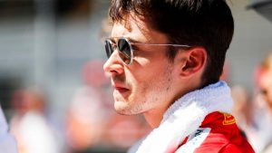 Charles Leclerc-Quyết định của trọng tài cho phép tôi đua quyết liệt hơn