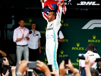 https://thethaotocdo.vn/wp-content/uploads/2019/07/lewis-hamilton-british-gp-2019-325x244.jpg