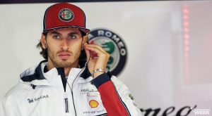 Sếp Ferrari kêu gọi Alfa Romeo giữ lại Antonio Giovinazzi