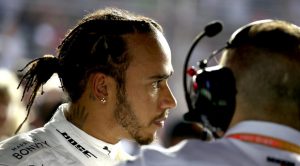 Lewis Hamilton muốn vào pit sớm nhưng Mercedes không thực hiện