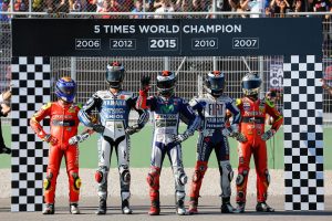 08/11/2015-Jorge Lorenzo lên ngôi vô địch lần thứ 5