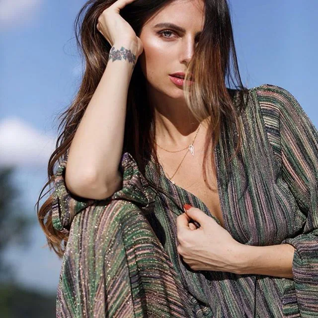Kelly Piquet-Người mẹ đơn thân nóng bỏng của con gái… Daniil Kvyat Kelly Piquet-Người mẹ đơn thân nóng bỏng của con gái… Daniil Kvyat
