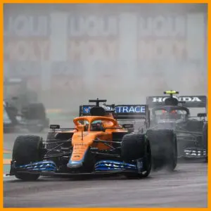 (19/04) Daniel Ricciardo: Một cuộc đua khá thú vị