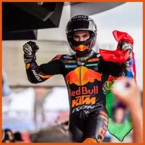 MotoGP Catalunya 2021: Miguel Oliveira bất ngờ giành chiến thắng, Fabio Quartararo ‘cởi áo’ để thi đấu