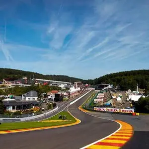 F1 2021 chặng 12-Max Verstappen giành pole, George Russell gây sốc