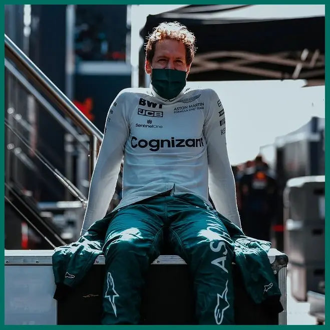Sebastian Vettel chưa chốt hợp đồng 2022 với Aston Martin