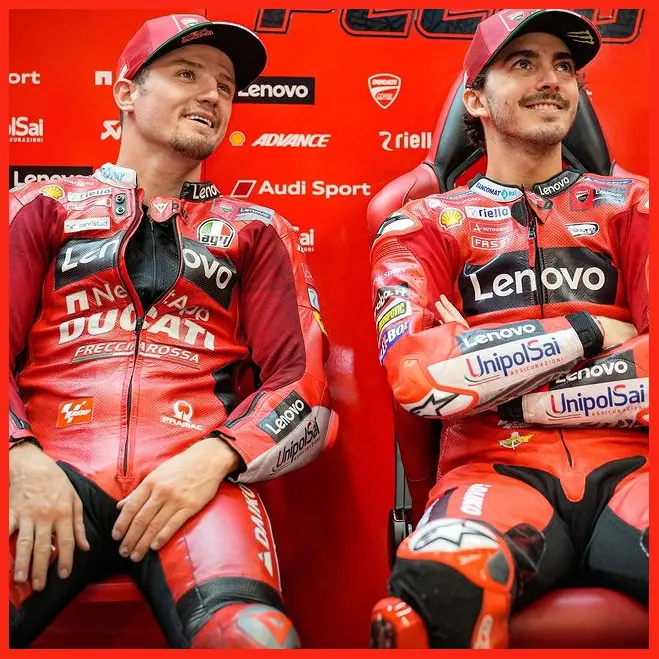 Jack Miller và Francesco Bagnaia là hai tay đua chính của đội đua Ducati trong mùa giải MotoGP 2021