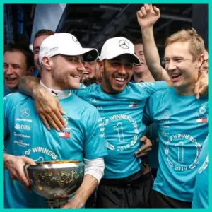 Lewis Hamilton viết thư chia tay ‘người đồng đội tốt nhất’ Valtteri Bottas