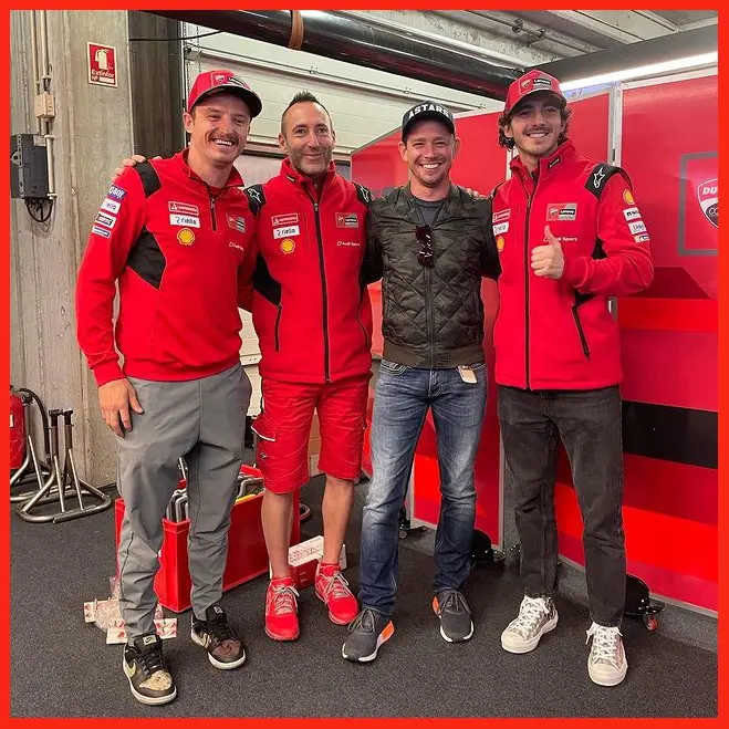 Casey Stoner thăm đội đua cũ Ducati ở trường đua Portimao