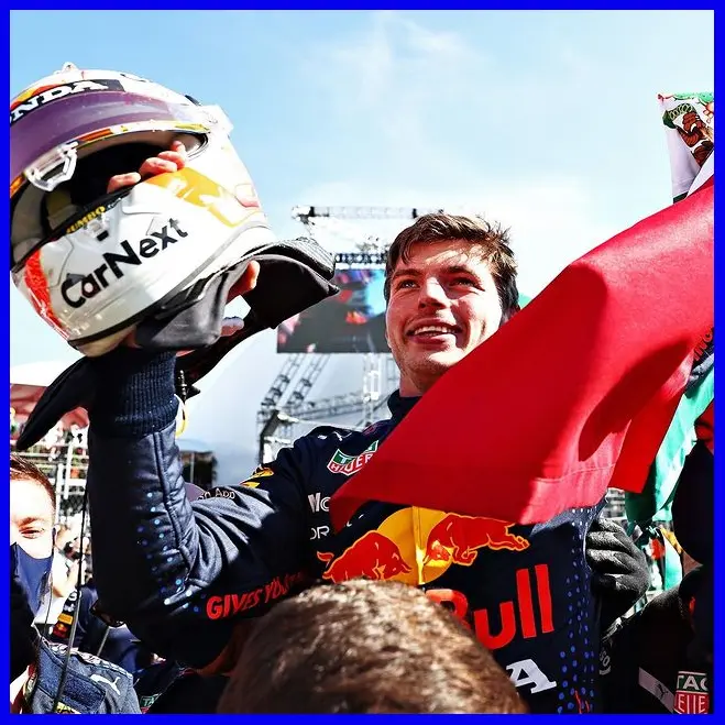 Max Verstappen ở chặng đua GP Mexico 2021