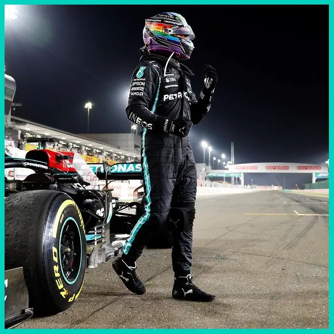 Lewis Hamilton ở chặng đua GP Qatar 2021