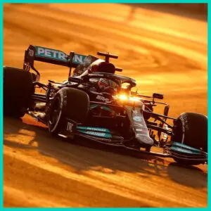 (Tiết lộ) Lewis Hamilton được trọng tài bỏ qua 2 lỗi ở phiên chạy FP3