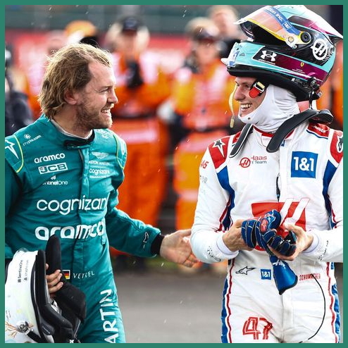Sebastian Vettel và Mick Schumacher thân thiết ở cả trên đường đua lẫn ngoài cuộc sống