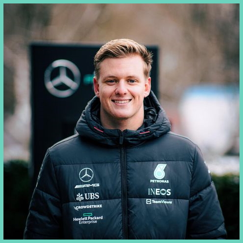 Mick Schumacher gia nhập Mercedes từ tháng 12 năm 2012