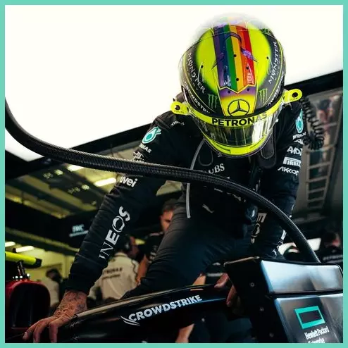 Lewis Hamilton P8 ở ngày đua thứ Sáu GP Bahrain 2023
