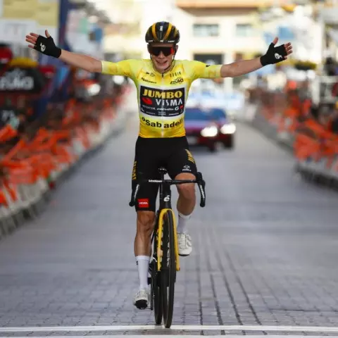 Jonas Vingegaard về đích một mình ở chặng 6 Tour of the Basque 2023