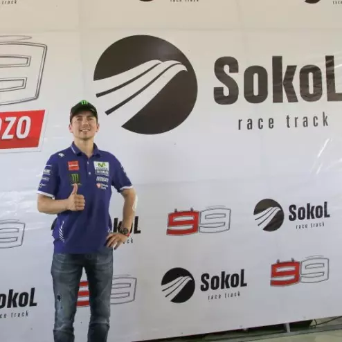 Jorge Lorenzo đến Sokol hồi năm 2016