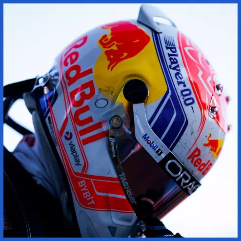 Mũ bảo hiểm Schuberth Max Verstappen GP Azerbaijan 2023