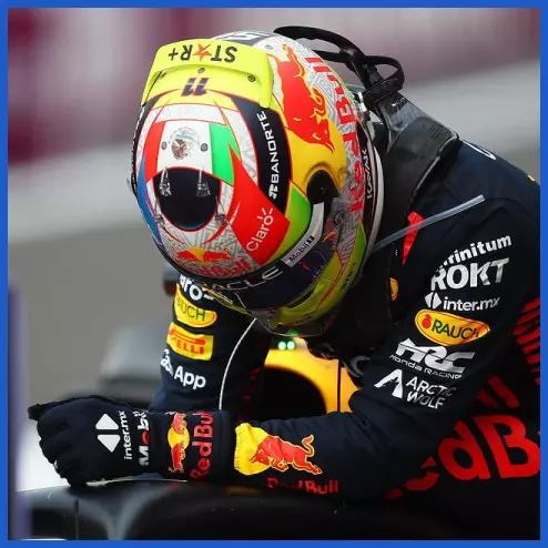 Chiếc mũ bảo hiểm Schuberth của Sergio Perez ở chặng đua GP Azerbaijan 2023