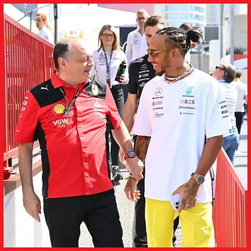 Ảnh: Frederic Vasseur và Lewis Hamilton trong mùa giải 2023
