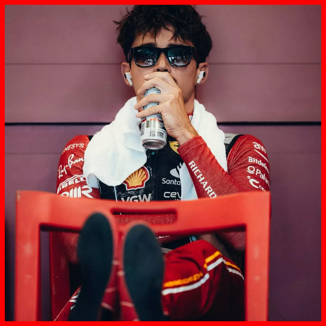 Charles Leclerc thừa nhận mất chiến thắng GP Azerbaijan 2024 do phòng thủ không tốt