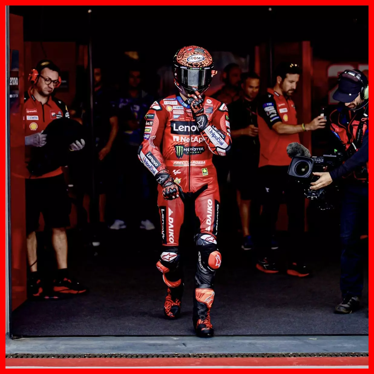 Francesco Bagnaia nói Marc Marquez nghiêng xe nhiều hơn 5 độ so với các tay đua khác