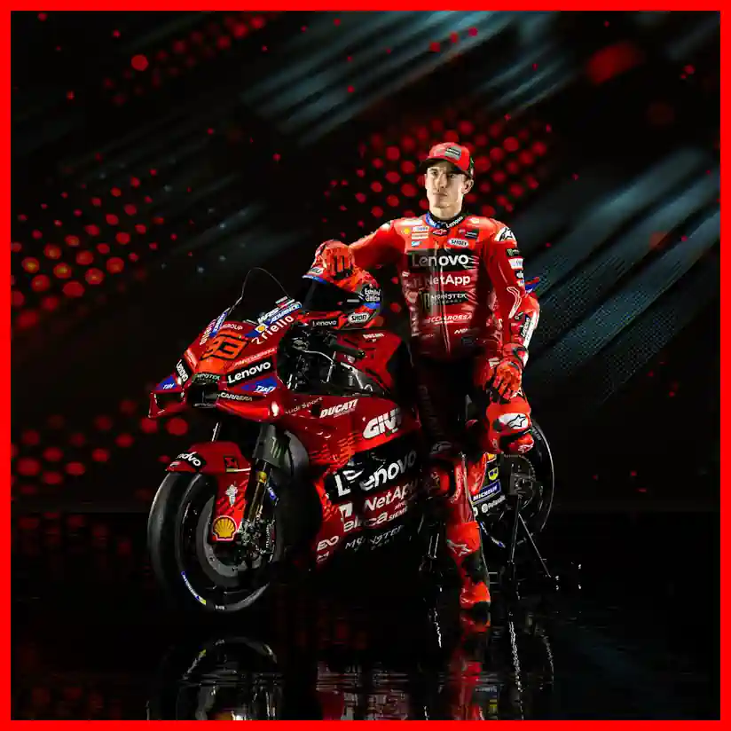 Marc Marquez trong buổi lễ ra mắt xe Ducati GP25