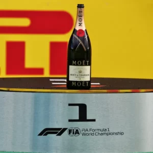 F1 2025 có nhà tài trợ rượu sâm banh mới là Moet & Chandon