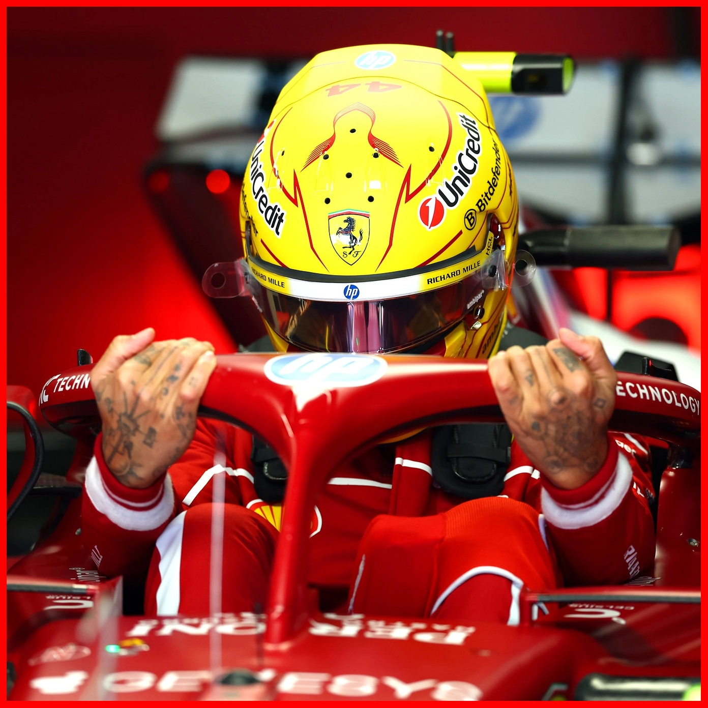 Lewis Hamilton đội đua Ferrari trong ngày đua thứ sáu của GP Trung Quốc 2025