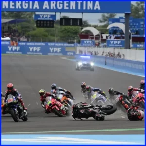 Marco Bezzecchi xin lỗi Fabio Quartararo vụ tai nạn xuất phát MotoGP Argentina 2025